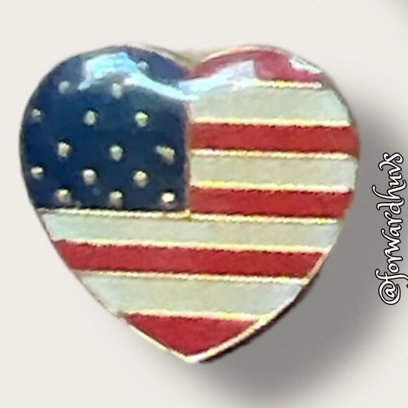 Patriotic and Christian Lapel Pin Collection – Set of Five - Picture 5 of 12